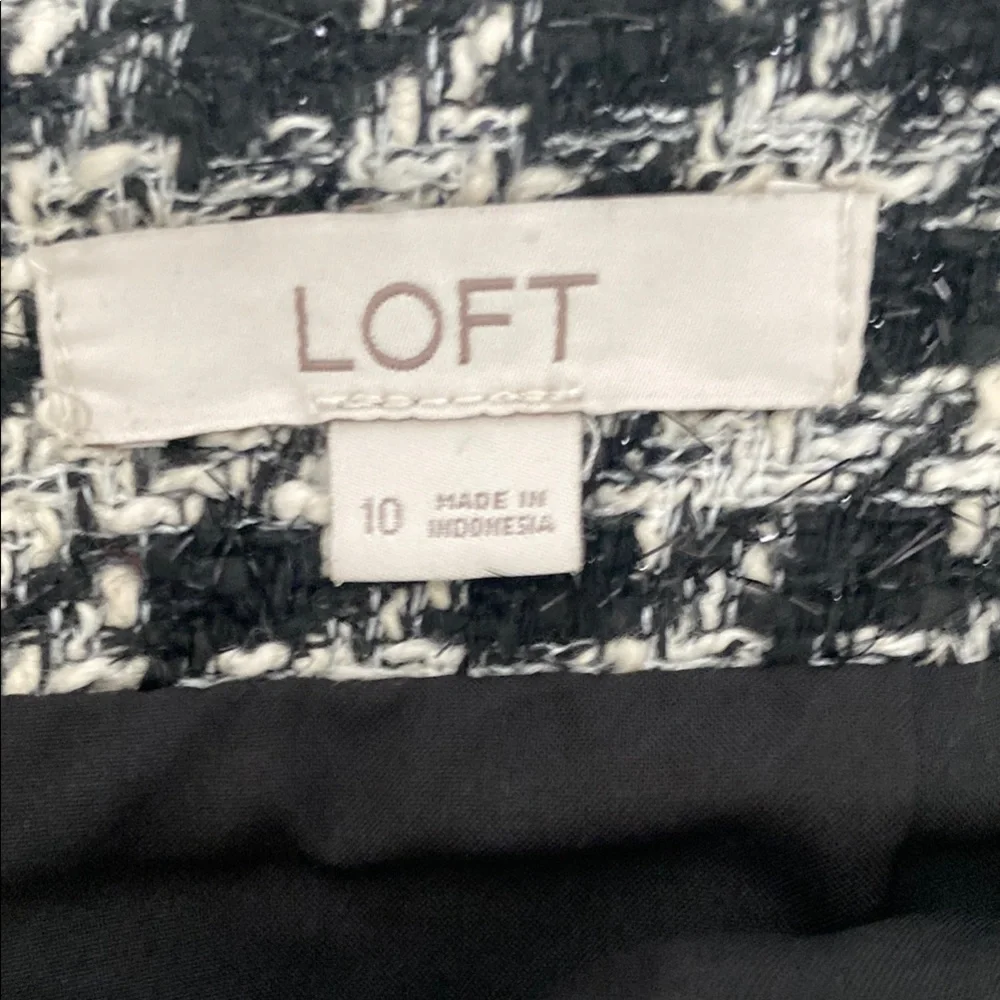 LOFT Black and White Mini Pencil Skirt - Picture 2 of 3